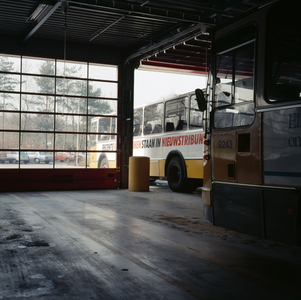 849366 Afbeelding van de busremise van Centraal Nederland te Driebergen-Rijsenburg.